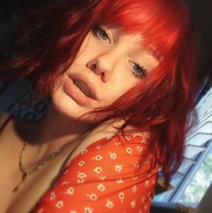 Meet your Posher, Briana